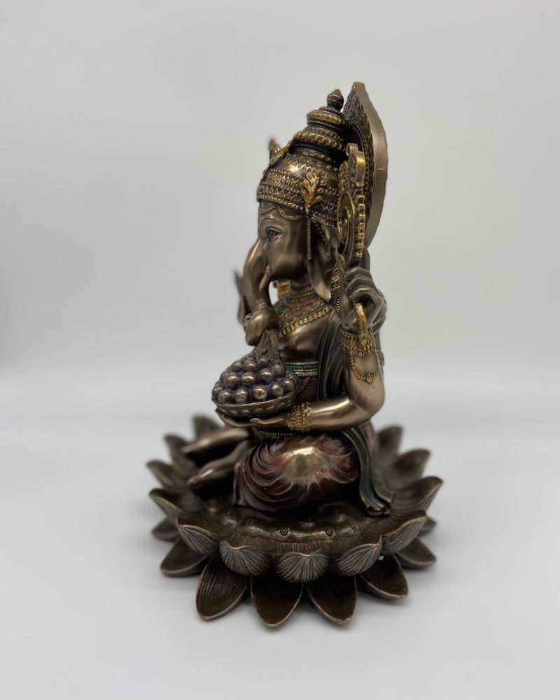 Lord Ganesha Statue for Home Entrance