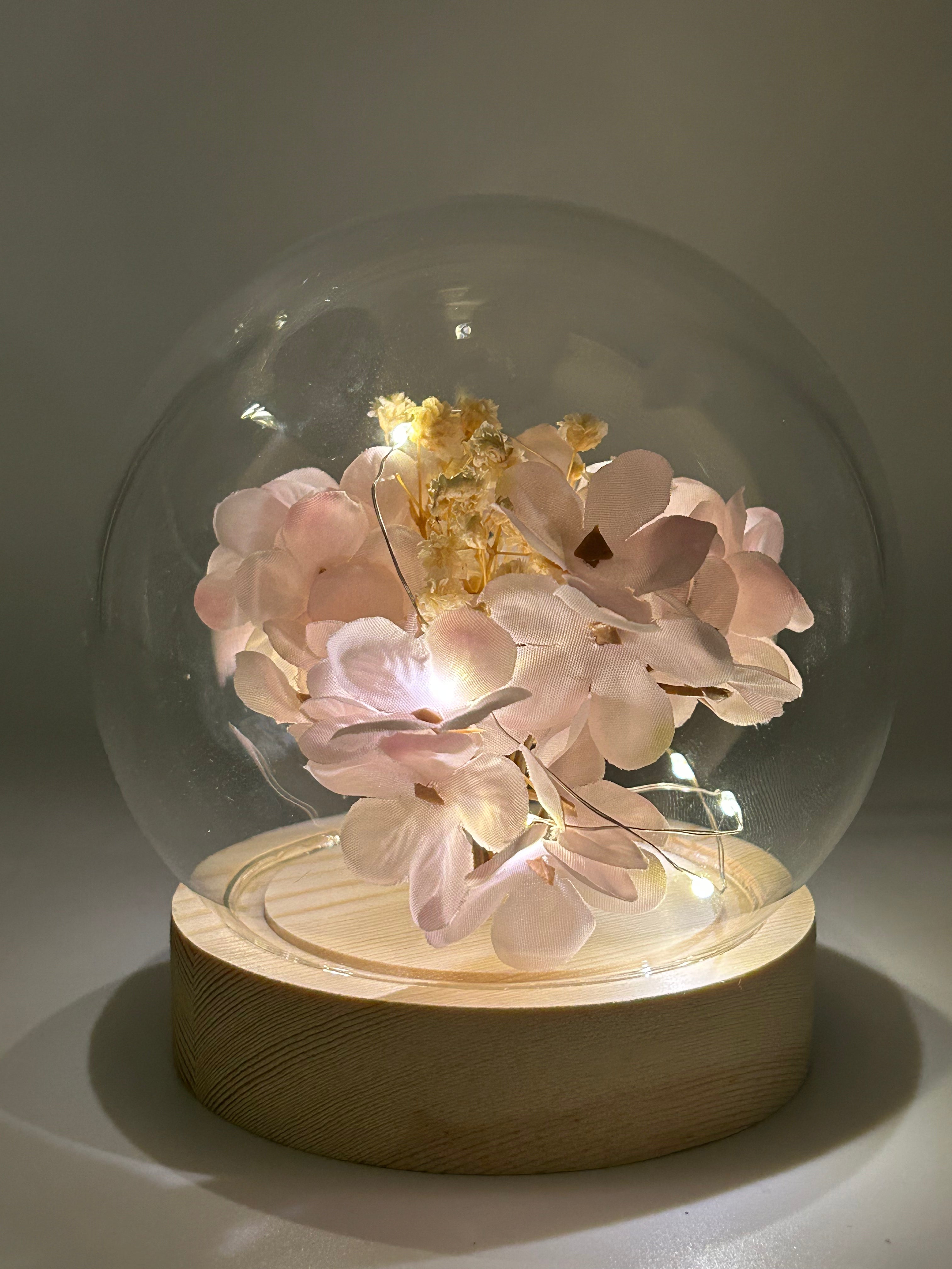 LED Pink and White Hydranges LED Floral Globes