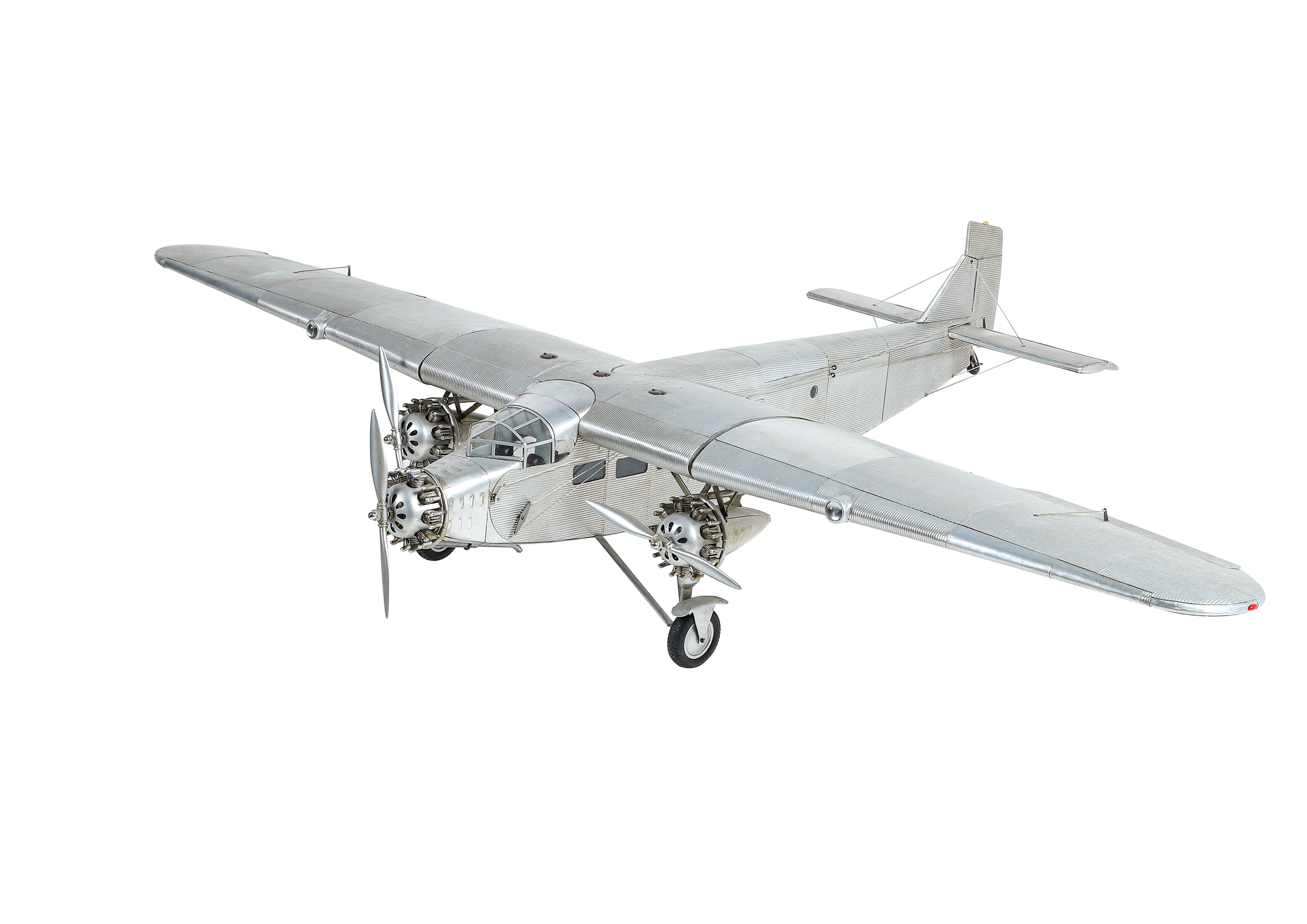 Trimotor