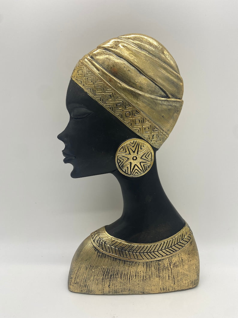 African Lady Statue 10"