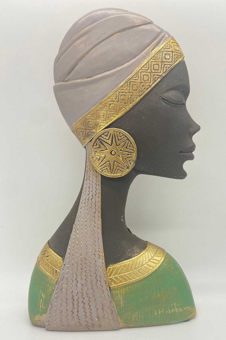 African Lady Statue 10"